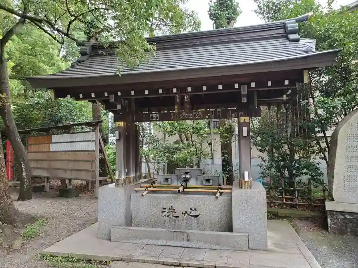 王子神社の手水舎