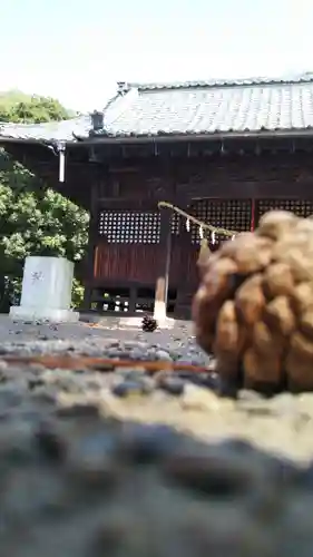 須影八幡神社の本殿