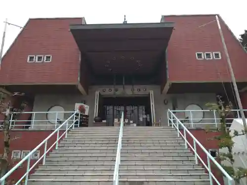 成田山 龍王院の{uncategorized: "未分類", other: "その他", undefined: "問題あり", building: "その他建物", grave: "お墓", sacred_gate: "鳥居", guardian: "狛犬", statue: "像", buddha: "仏像", history: "歴史", nature: "自然", garden: "庭園", animal: "動物", pagoda: "塔", temizu: "手水舎", mountain_gate: "山門・神門", sanctuary: "本殿・本堂", subordinate: "末社・摂社", art: "芸術", scenery: "景色", jizo: "地蔵", ema: "絵馬", goshuin: "御朱印", omikuji: "おみくじ", items: "授与品その他", amulet: "お守り", goshuincho: "御朱印帳", eats: "食事", festival: "お祭り", votive_dance: "神楽", shichigosan: "七五三参", wedding: "結婚式", experience: "体験その他", initially: "初詣", around: "周辺", anti_infection: "感染症対策"}