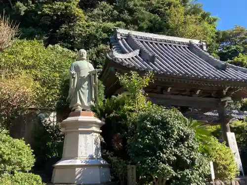 龍口寺の像