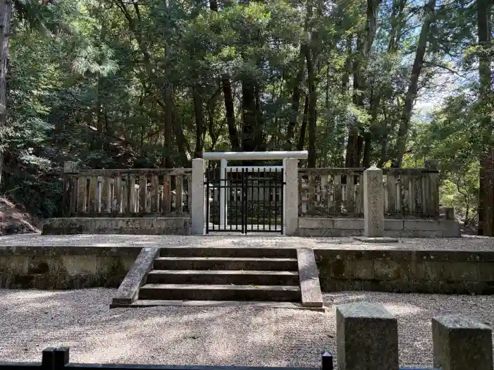 如意輪寺の{uncategorized: "未分類", other: "その他", undefined: "問題あり", building: "その他建物", grave: "お墓", sacred_gate: "鳥居", guardian: "狛犬", statue: "像", buddha: "仏像", history: "歴史", nature: "自然", garden: "庭園", animal: "動物", pagoda: "塔", temizu: "手水舎", mountain_gate: "山門・神門", sanctuary: "本殿・本堂", subordinate: "末社・摂社", art: "芸術", scenery: "景色", jizo: "地蔵", ema: "絵馬", goshuin: "御朱印", omikuji: "おみくじ", items: "授与品その他", amulet: "お守り", goshuincho: "御朱印帳", eats: "食事", festival: "お祭り", votive_dance: "神楽", shichigosan: "七五三参", wedding: "結婚式", experience: "体験その他", initially: "初詣", around: "周辺", anti_infection: "感染症対策"}