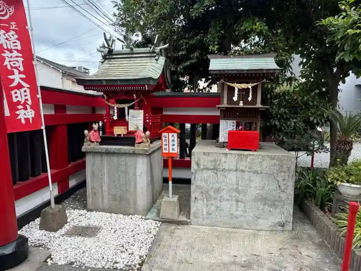 神明神社の{uncategorized: "未分類", other: "その他", undefined: "問題あり", building: "その他建物", grave: "お墓", sacred_gate: "鳥居", guardian: "狛犬", statue: "像", buddha: "仏像", history: "歴史", nature: "自然", garden: "庭園", animal: "動物", pagoda: "塔", temizu: "手水舎", mountain_gate: "山門・神門", sanctuary: "本殿・本堂", subordinate: "末社・摂社", art: "芸術", scenery: "景色", jizo: "地蔵", ema: "絵馬", goshuin: "御朱印", omikuji: "おみくじ", items: "授与品その他", amulet: "お守り", goshuincho: "御朱印帳", eats: "食事", festival: "お祭り", votive_dance: "神楽", shichigosan: "七五三参", wedding: "結婚式", experience: "体験その他", initially: "初詣", around: "周辺", anti_infection: "感染症対策"}