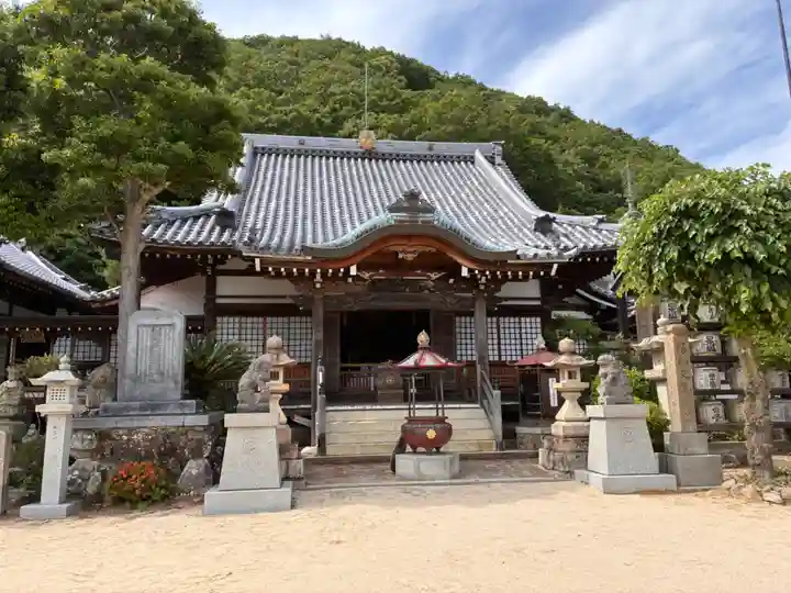 神咒寺の本殿・本堂