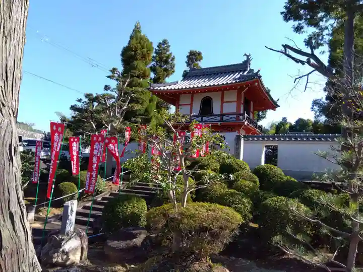 萬年寺の山門・神門