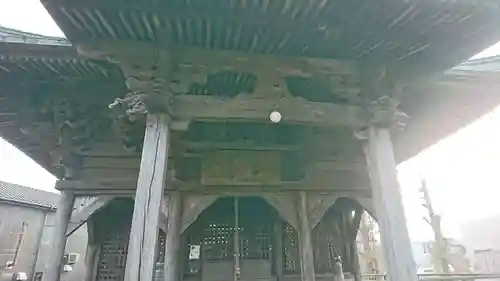 薬師堂の本殿・本堂