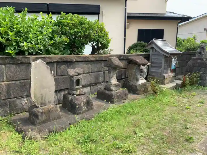 諏訪神社の末社・摂社