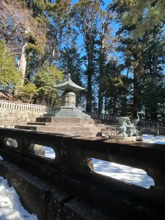 日光東照宮の{uncategorized: "未分類", other: "その他", undefined: "問題あり", building: "その他建物", grave: "お墓", sacred_gate: "鳥居", guardian: "狛犬", statue: "像", buddha: "仏像", history: "歴史", nature: "自然", garden: "庭園", animal: "動物", pagoda: "塔", temizu: "手水舎", mountain_gate: "山門・神門", sanctuary: "本殿・本堂", subordinate: "末社・摂社", art: "芸術", scenery: "景色", jizo: "地蔵", ema: "絵馬", goshuin: "御朱印", omikuji: "おみくじ", items: "授与品その他", amulet: "お守り", goshuincho: "御朱印帳", eats: "食事", festival: "お祭り", votive_dance: "神楽", shichigosan: "七五三参", wedding: "結婚式", experience: "体験その他", initially: "初詣", around: "周辺", anti_infection: "感染症対策"}