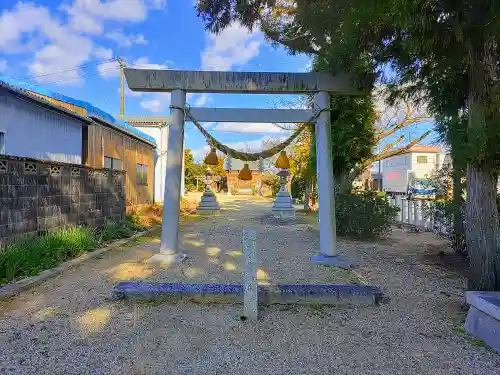 白山神社の鳥居