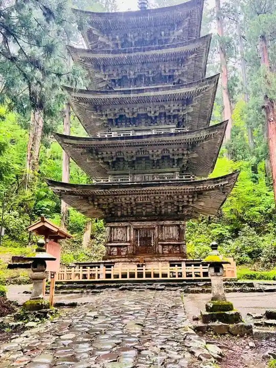 羽黒山五重塔(出羽三山神社)(山形県)