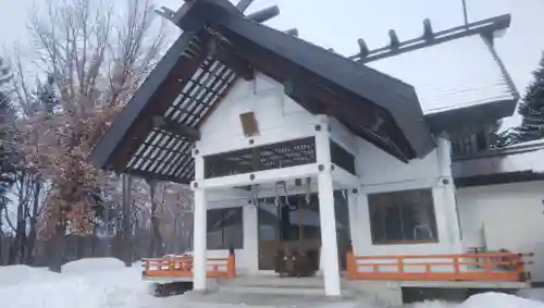 女満別神社の本殿