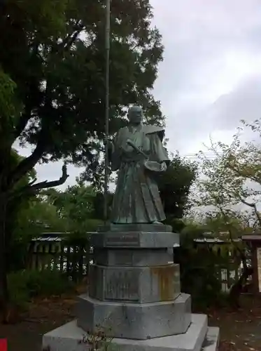 光雲神社の像