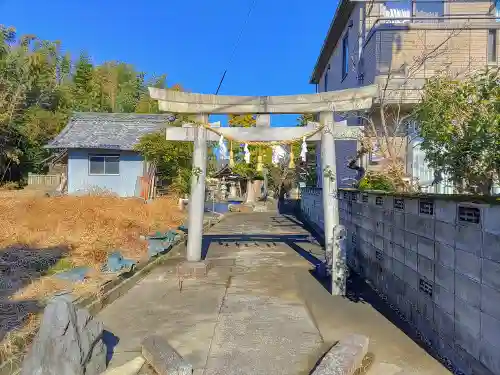 縣神社（萩原町萩原）の鳥居