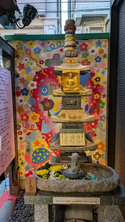 福寿観音の{uncategorized: "未分類", other: "その他", undefined: "問題あり", building: "その他建物", grave: "お墓", sacred_gate: "鳥居", guardian: "狛犬", statue: "像", buddha: "仏像", history: "歴史", nature: "自然", garden: "庭園", animal: "動物", pagoda: "塔", temizu: "手水舎", mountain_gate: "山門・神門", sanctuary: "本殿・本堂", subordinate: "末社・摂社", art: "芸術", scenery: "景色", jizo: "地蔵", ema: "絵馬", goshuin: "御朱印", omikuji: "おみくじ", items: "授与品その他", amulet: "お守り", goshuincho: "御朱印帳", eats: "食事", festival: "お祭り", votive_dance: "神楽", shichigosan: "七五三参", wedding: "結婚式", experience: "体験その他", initially: "初詣", around: "周辺", anti_infection: "感染症対策"}