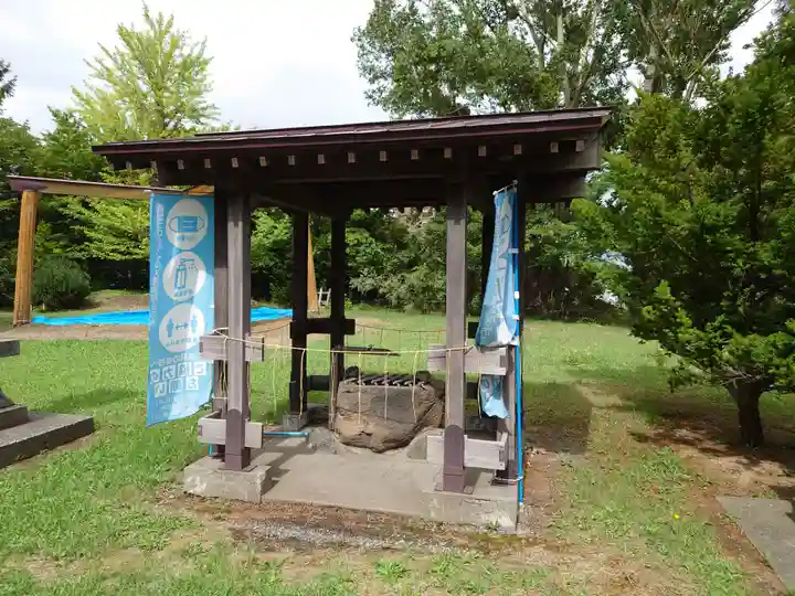 上手稲神社の手水舎