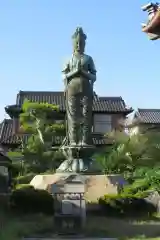 東光寺の像