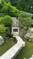 近江神宮の庭園