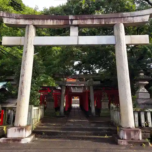 美濃輪稲荷神社の鳥居