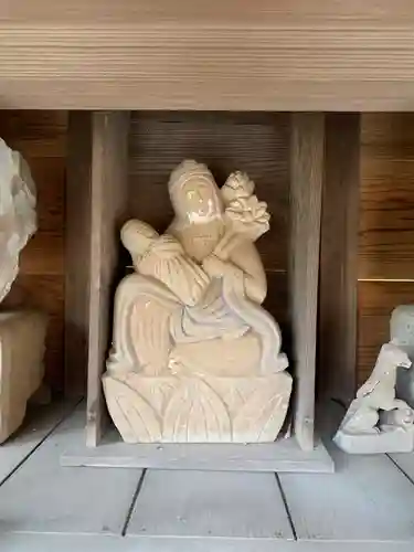 白幡神社の仏像