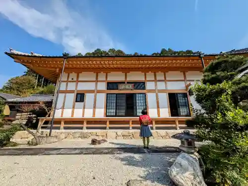 長昌寺の本殿・本堂