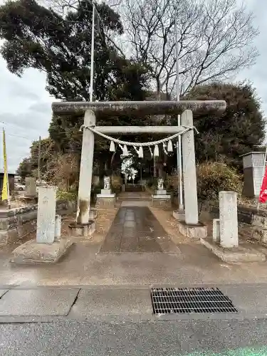堀出神社の{uncategorized: "未分類", other: "その他", undefined: "問題あり", building: "その他建物", grave: "お墓", sacred_gate: "鳥居", guardian: "狛犬", statue: "像", buddha: "仏像", history: "歴史", nature: "自然", garden: "庭園", animal: "動物", pagoda: "塔", temizu: "手水舎", mountain_gate: "山門・神門", sanctuary: "本殿・本堂", subordinate: "末社・摂社", art: "芸術", scenery: "景色", jizo: "地蔵", ema: "絵馬", goshuin: "御朱印", omikuji: "おみくじ", items: "授与品その他", amulet: "お守り", goshuincho: "御朱印帳", eats: "食事", festival: "お祭り", votive_dance: "神楽", shichigosan: "七五三参", wedding: "結婚式", experience: "体験その他", initially: "初詣", around: "周辺", anti_infection: "感染症対策"}