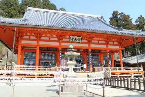 勝尾寺の本殿・本堂