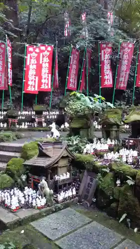 佐助稲荷神社の末社