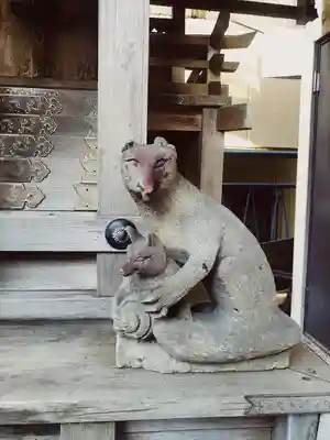 寄木神社の狛犬
