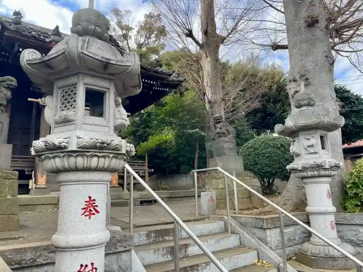 八杉神社の{uncategorized: "未分類", other: "その他", undefined: "問題あり", building: "その他建物", grave: "お墓", sacred_gate: "鳥居", guardian: "狛犬", statue: "像", buddha: "仏像", history: "歴史", nature: "自然", garden: "庭園", animal: "動物", pagoda: "塔", temizu: "手水舎", mountain_gate: "山門・神門", sanctuary: "本殿・本堂", subordinate: "末社・摂社", art: "芸術", scenery: "景色", jizo: "地蔵", ema: "絵馬", goshuin: "御朱印", omikuji: "おみくじ", items: "授与品その他", amulet: "お守り", goshuincho: "御朱印帳", eats: "食事", festival: "お祭り", votive_dance: "神楽", shichigosan: "七五三参", wedding: "結婚式", experience: "体験その他", initially: "初詣", around: "周辺", anti_infection: "感染症対策"}