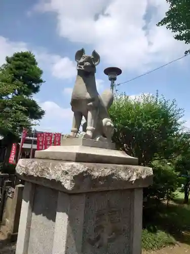 半田稲荷神社の狛犬
