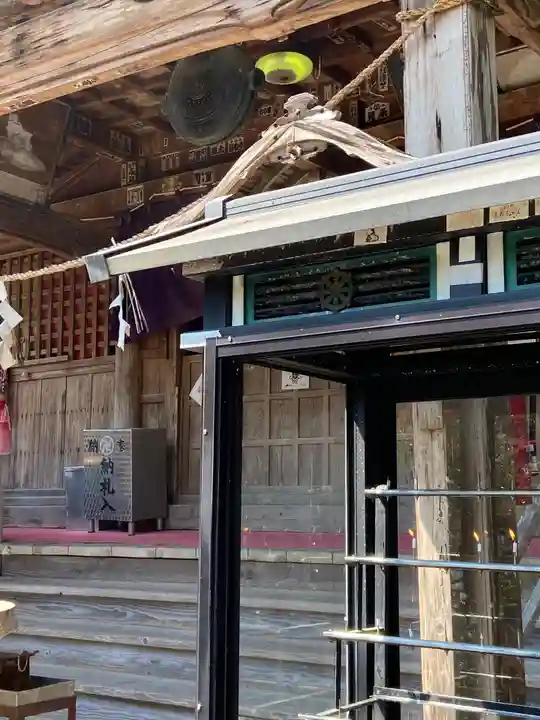 清滝寺の本殿・本堂