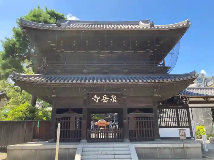 泉岳寺の山門・神門