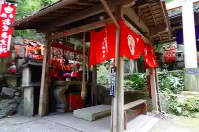 伏見稲荷大社の末社・摂社