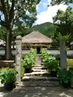 達身寺の山門・神門