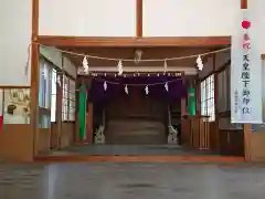 神明社の本殿