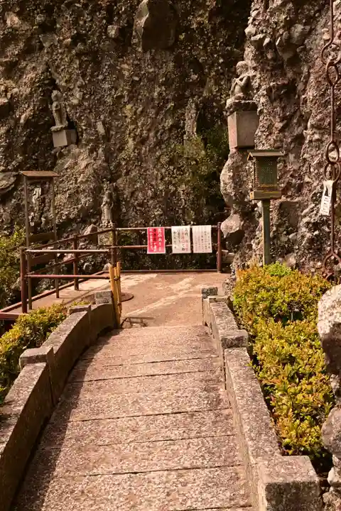 瀧湖寺(香川県)