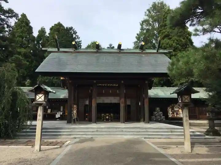 射水神社の本殿・本堂