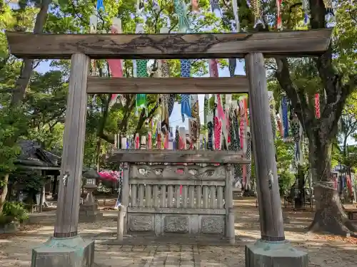 長良八劔社の{uncategorized: "未分類", other: "その他", undefined: "問題あり", building: "その他建物", grave: "お墓", sacred_gate: "鳥居", guardian: "狛犬", statue: "像", buddha: "仏像", history: "歴史", nature: "自然", garden: "庭園", animal: "動物", pagoda: "塔", temizu: "手水舎", mountain_gate: "山門・神門", sanctuary: "本殿・本堂", subordinate: "末社・摂社", art: "芸術", scenery: "景色", jizo: "地蔵", ema: "絵馬", goshuin: "御朱印", omikuji: "おみくじ", items: "授与品その他", amulet: "お守り", goshuincho: "御朱印帳", eats: "食事", festival: "お祭り", votive_dance: "神楽", shichigosan: "七五三参", wedding: "結婚式", experience: "体験その他", initially: "初詣", around: "周辺", anti_infection: "感染症対策"}