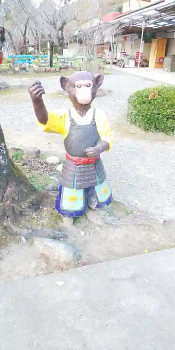 桃太郎神社(栗栖)の狛犬