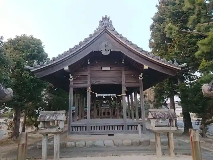 澳津社(一色森山)の本殿・本堂