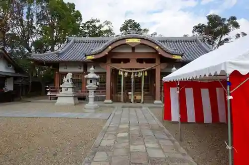 百済王神社の本殿