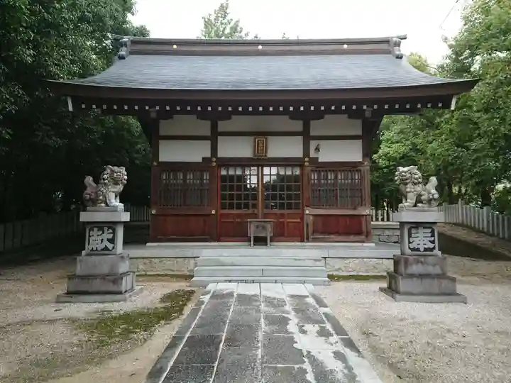 八龍神社の本殿・本堂