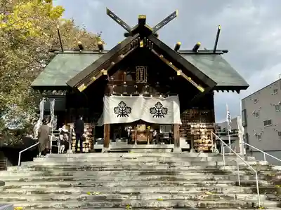札幌諏訪神社の本殿・本堂