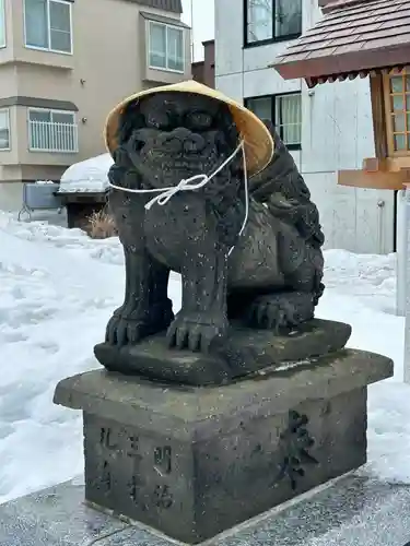 札幌諏訪神社の狛犬