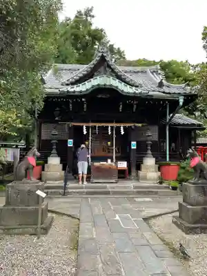 三囲神社の本殿・本堂