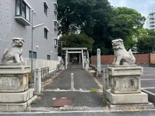 日置神社の狛犬