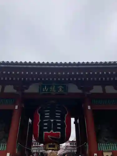 浅草寺の山門・神門