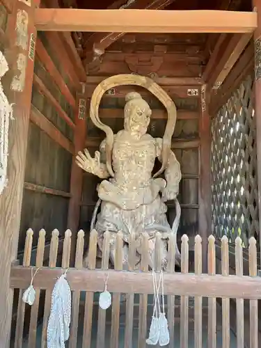 鶴林寺の山門・神門