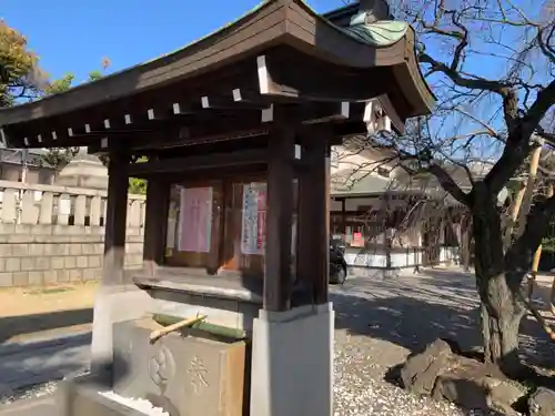 尾久八幡神社の手水舎