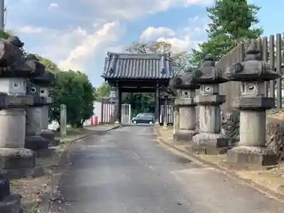 狭山山不動寺の山門・神門