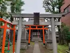 妻戀御社 稲荷神社の鳥居